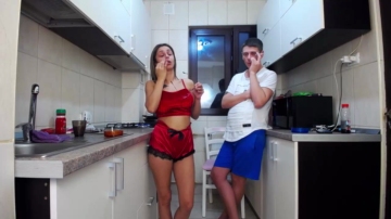 Nolimitscoupl3  10-12-2021 shy Couple